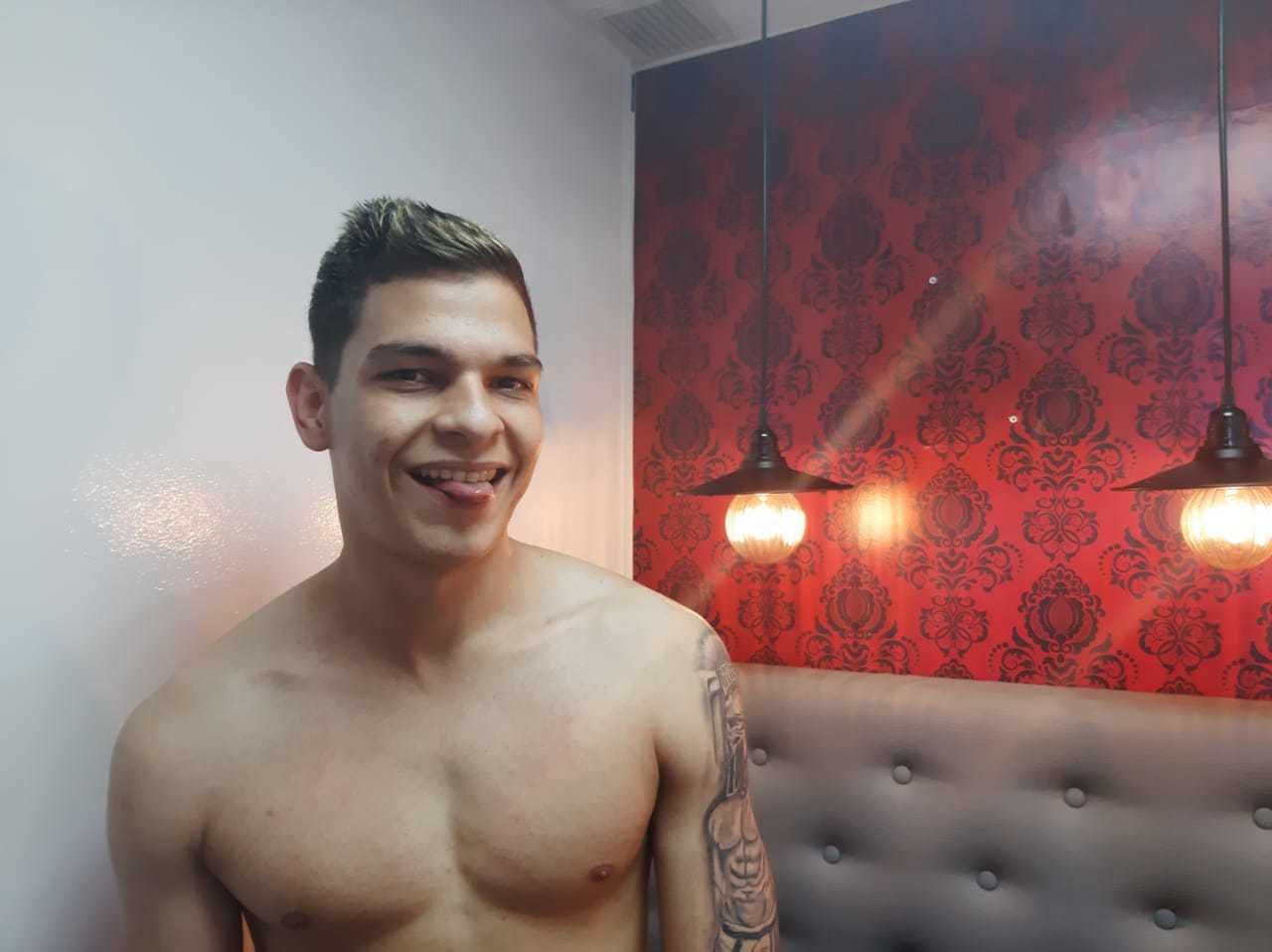 Victor_Warren