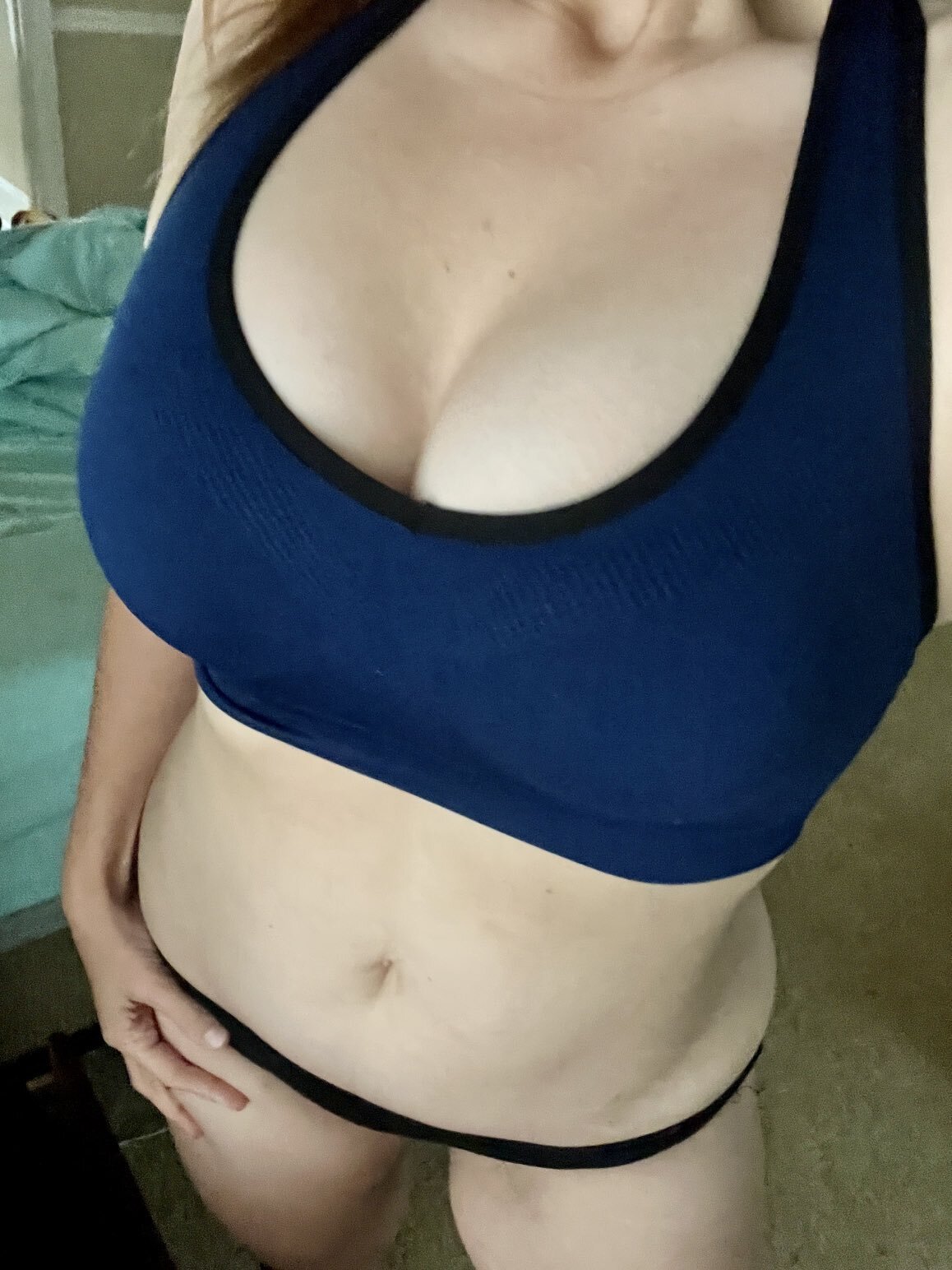 victorialotus from Jerkmate