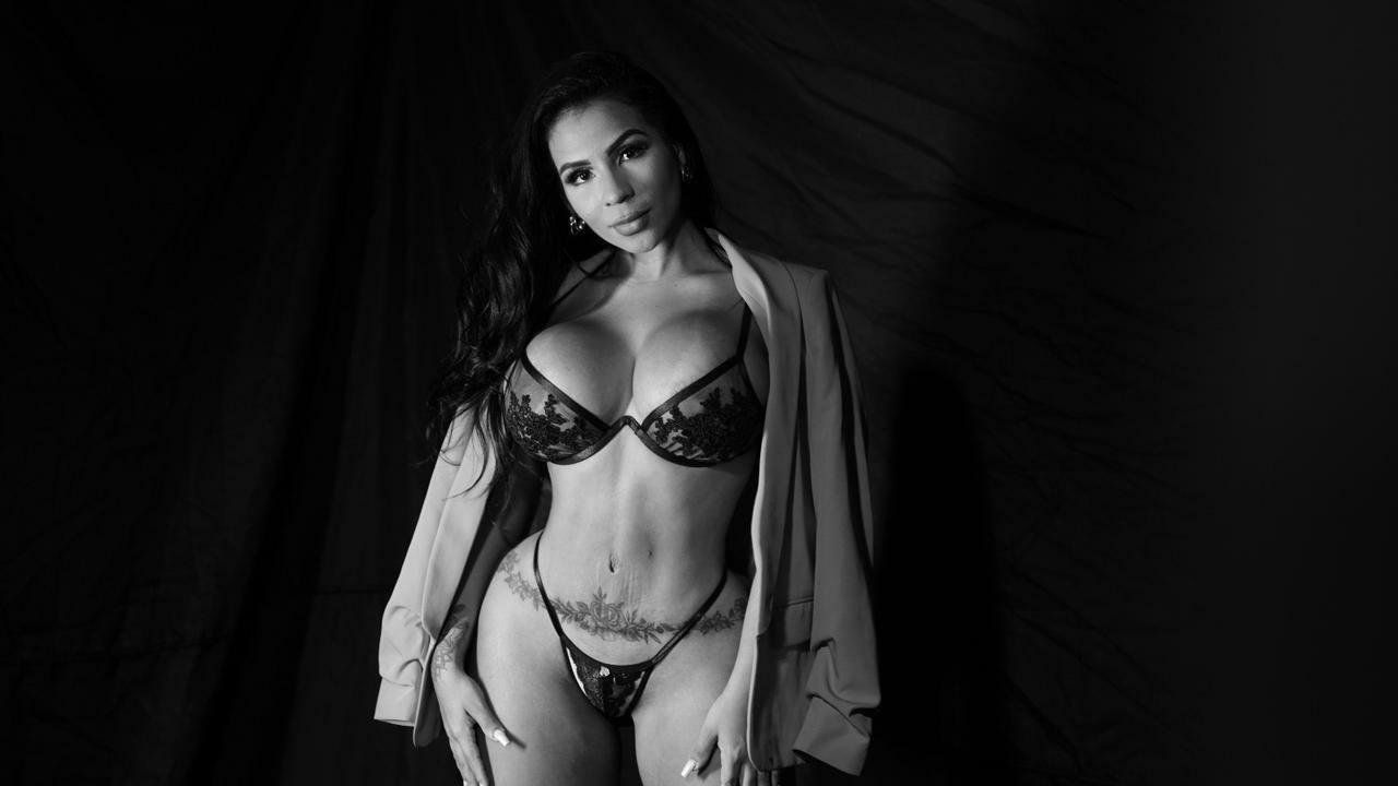 victoria_tusher from Jerkmate