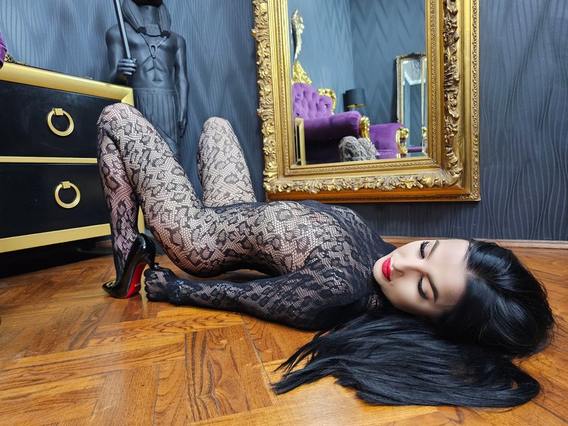 VivianReeve