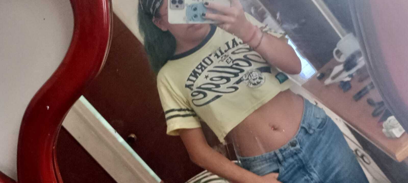 adrianasweetcm101 from Jerkmate
