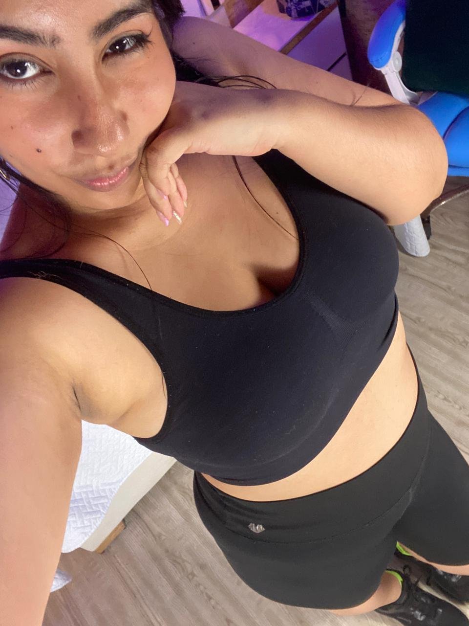 alison_jonnes from Jerkmate