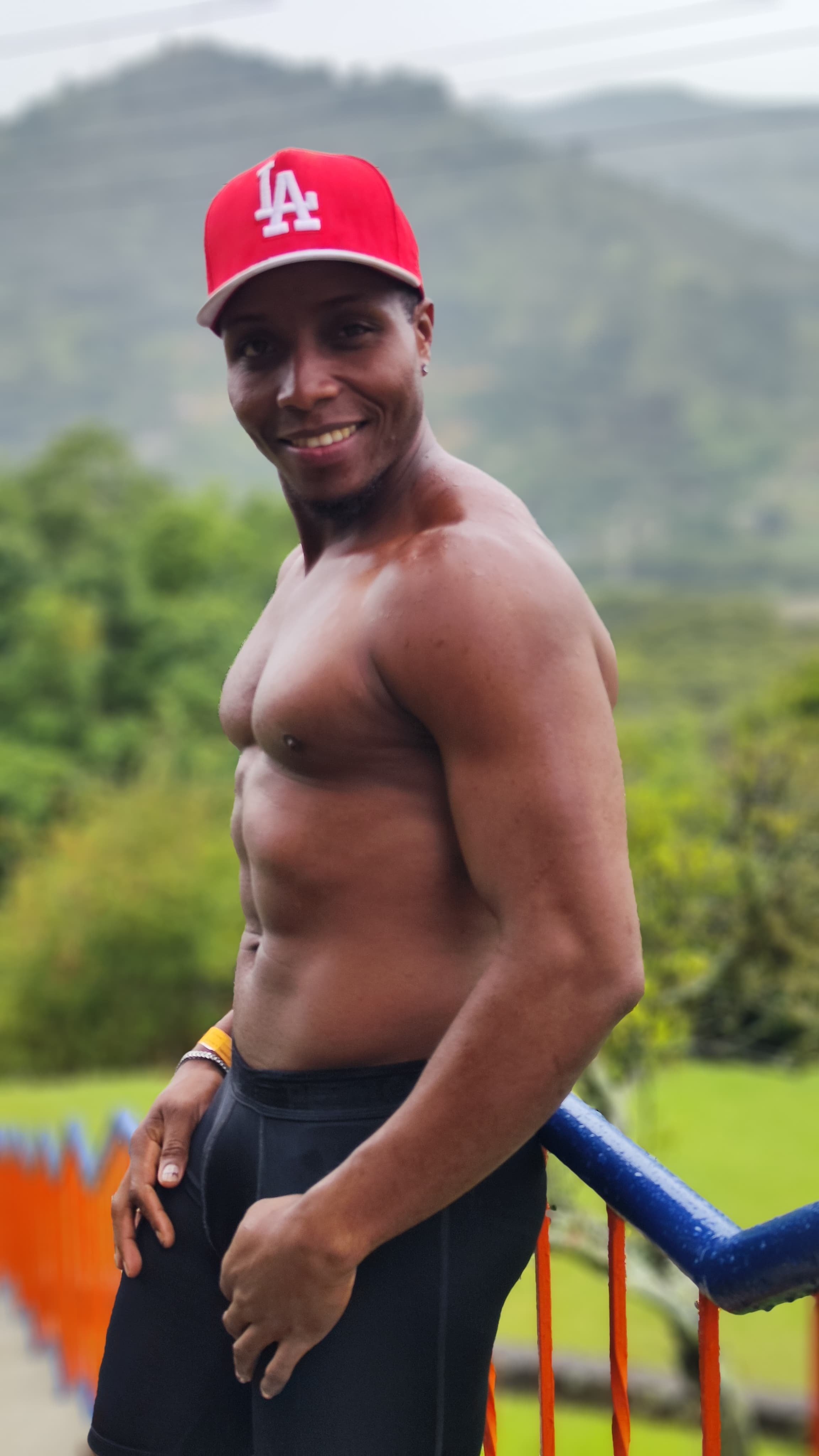 bigcocklatina19