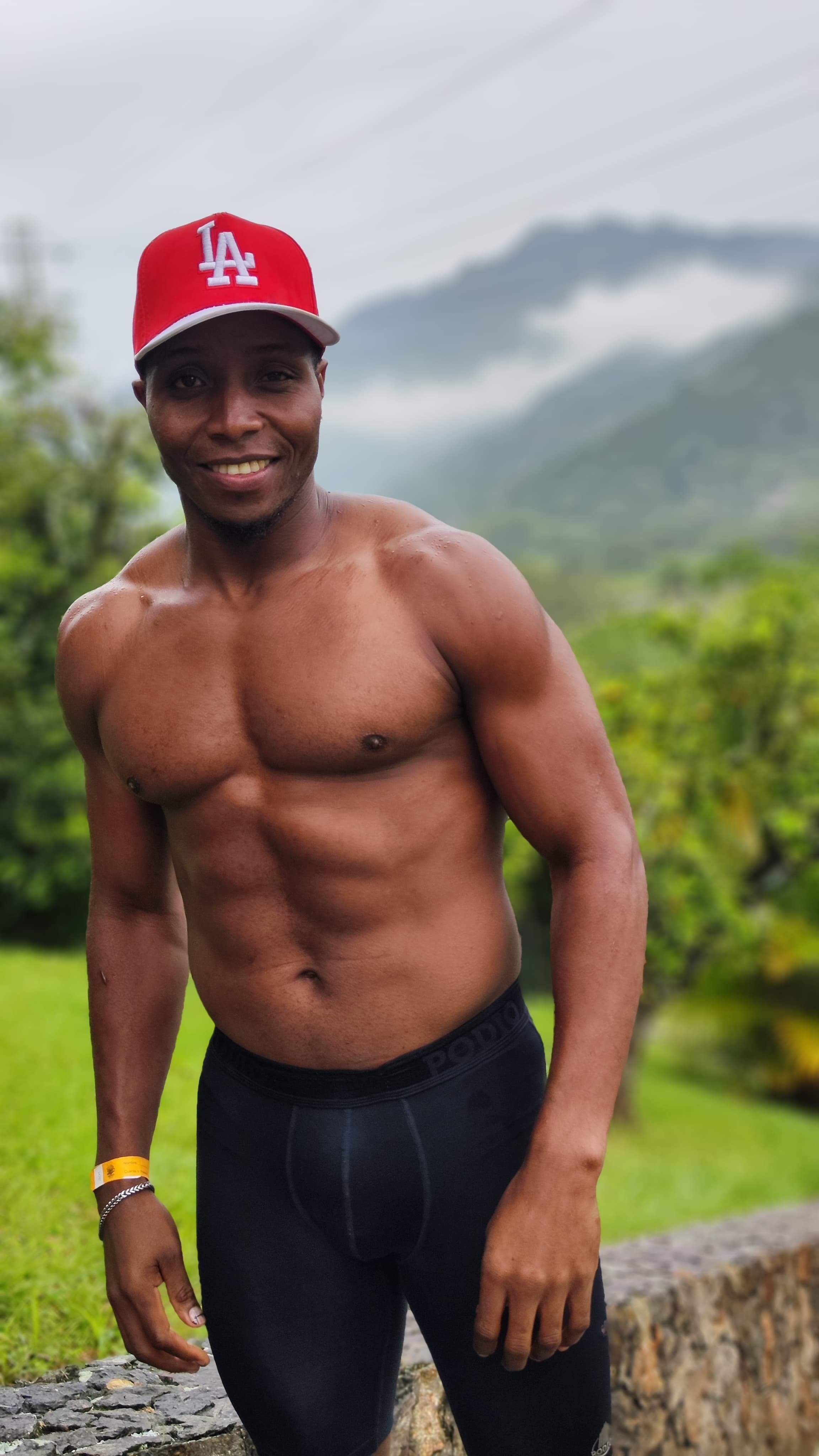 bigcocklatina19