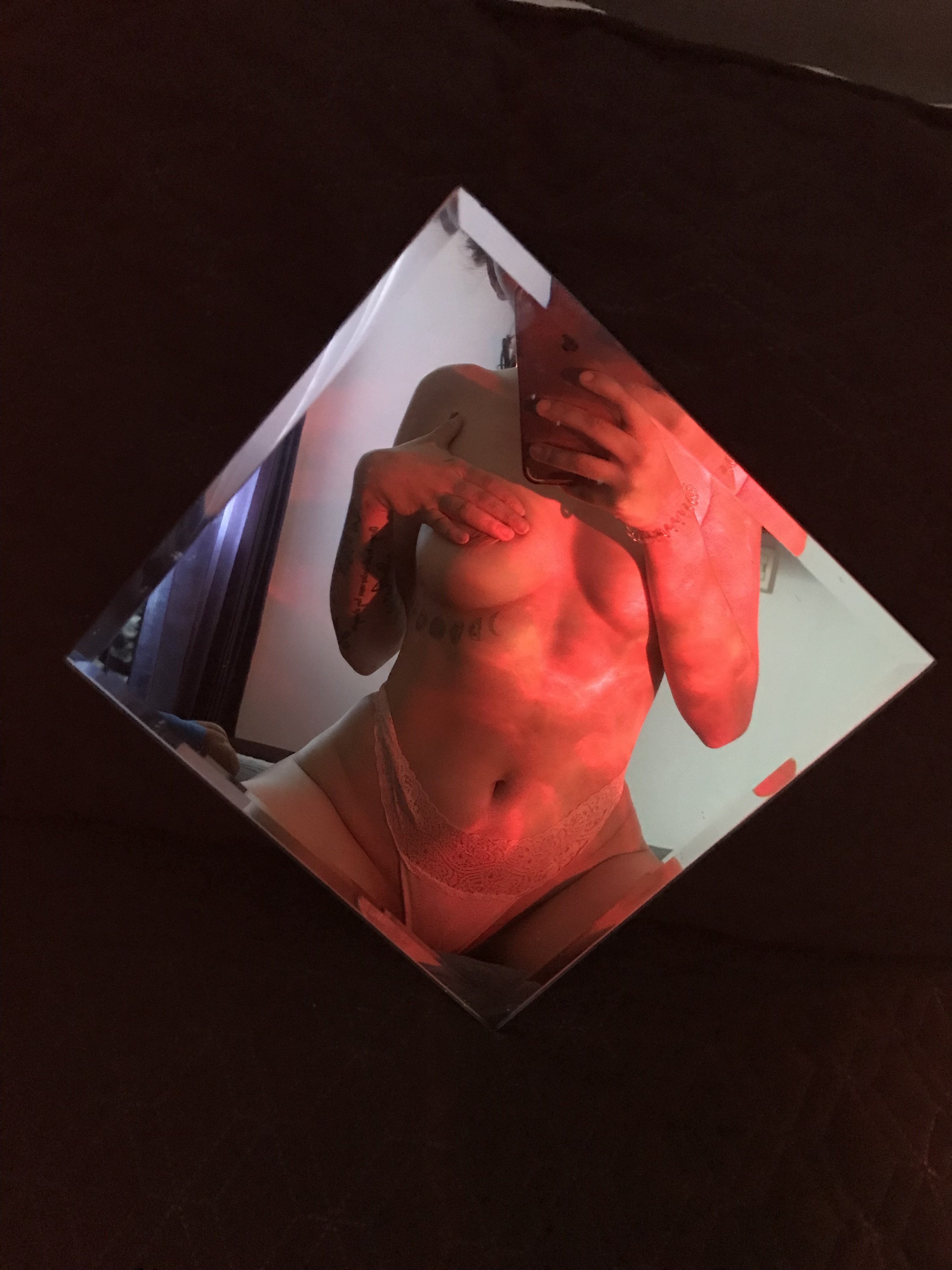 cherrybombshel