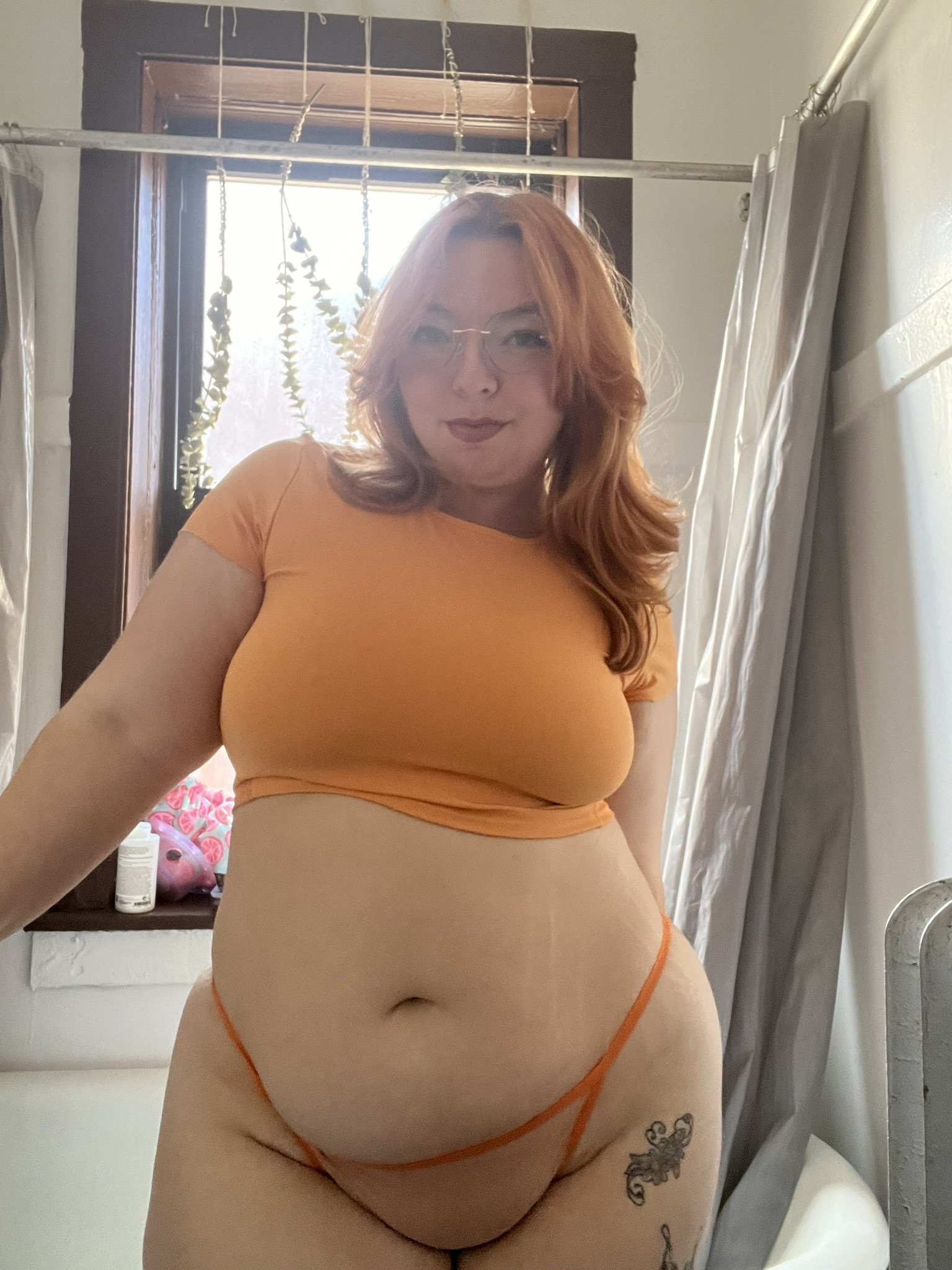 curvycate127 from Jerkmate