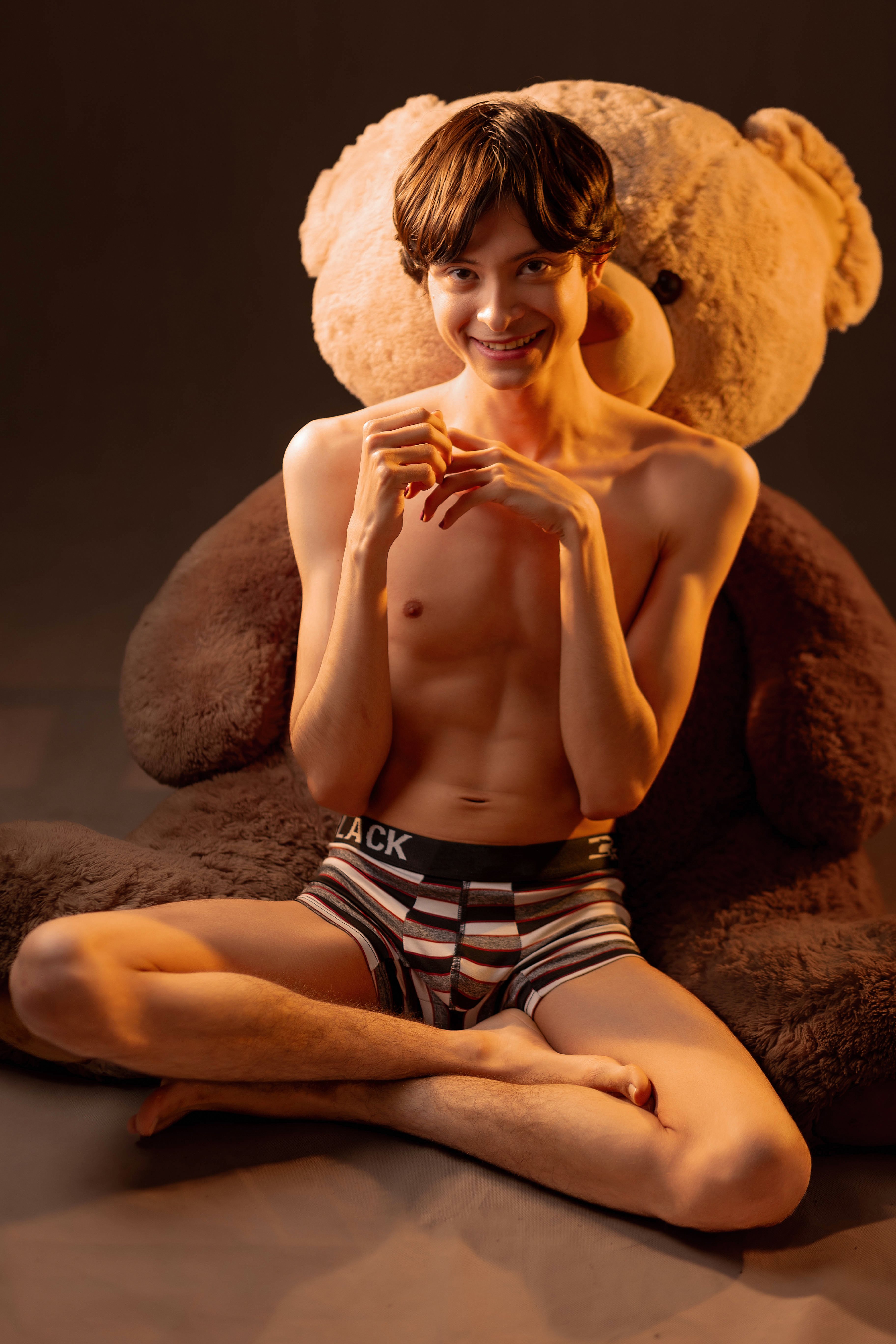 cutenaked