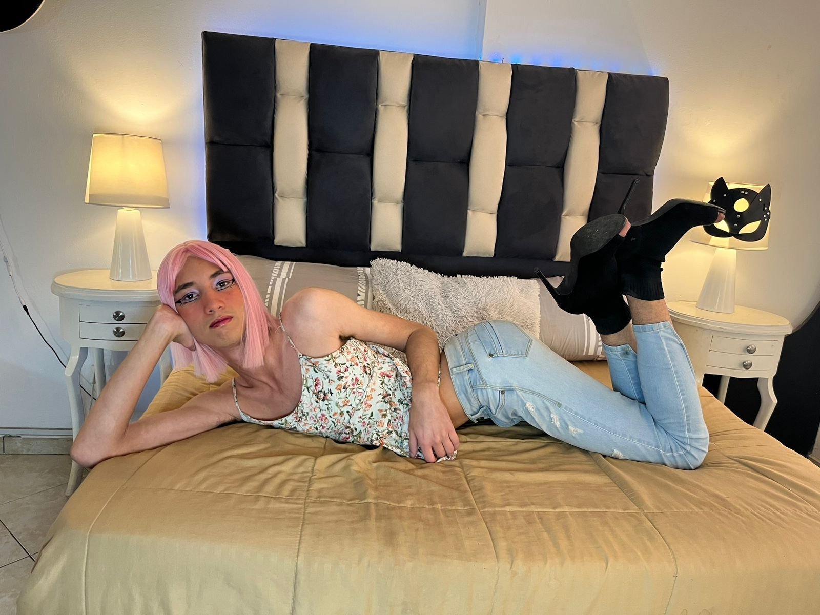 loverisu69 from Jerkmate