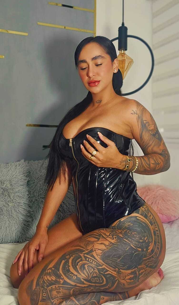 miaabrunettel