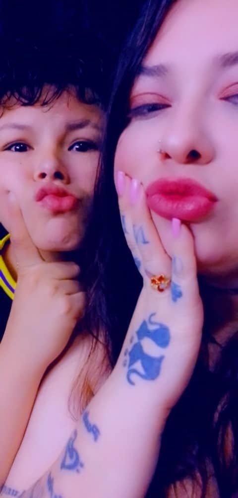 miaandmolly