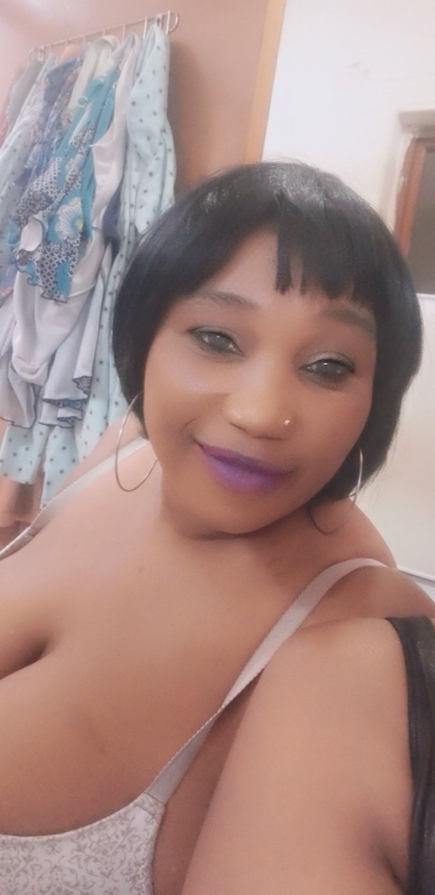 mysticeboney from Jerkmate