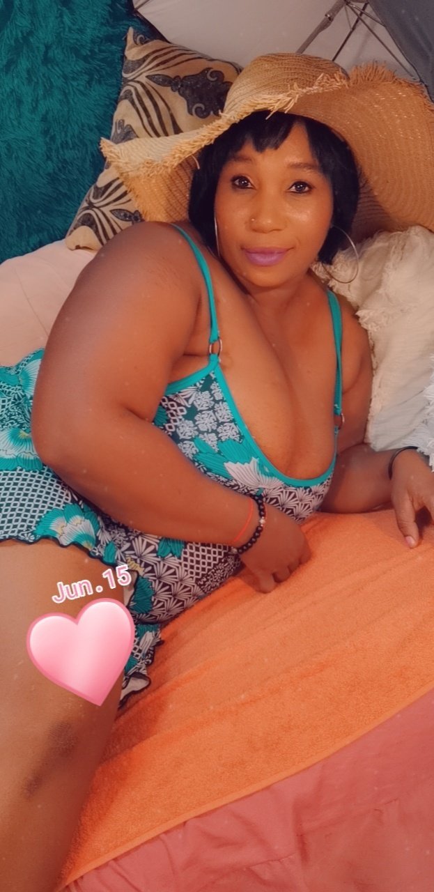 mysticeboney from Jerkmate
