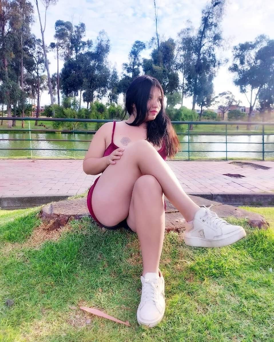 ninakisslove