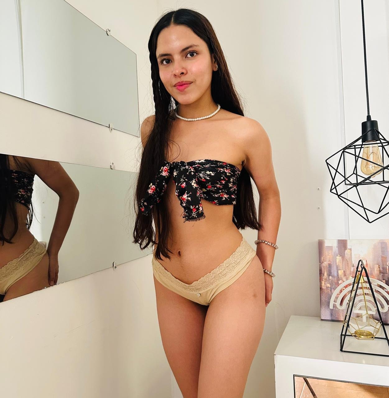 sarahlanne from Jerkmate