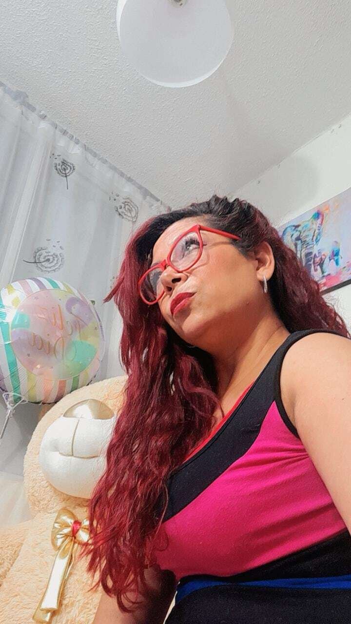 scarletcurly