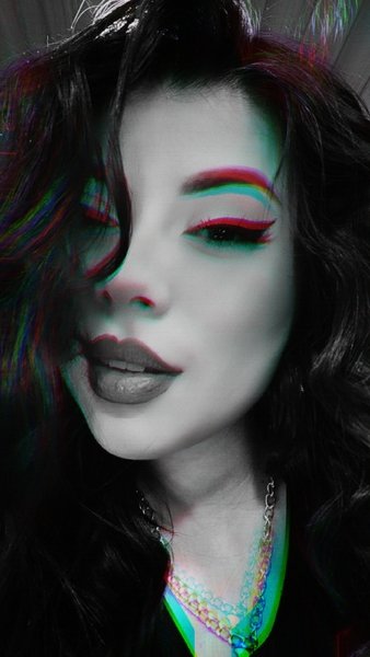 sharonscarllet