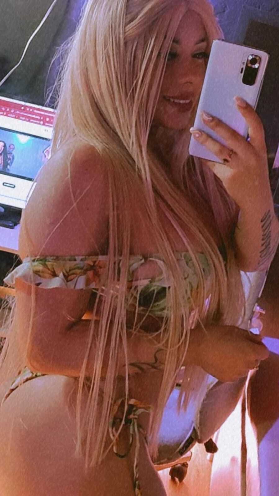 sharonscarllet