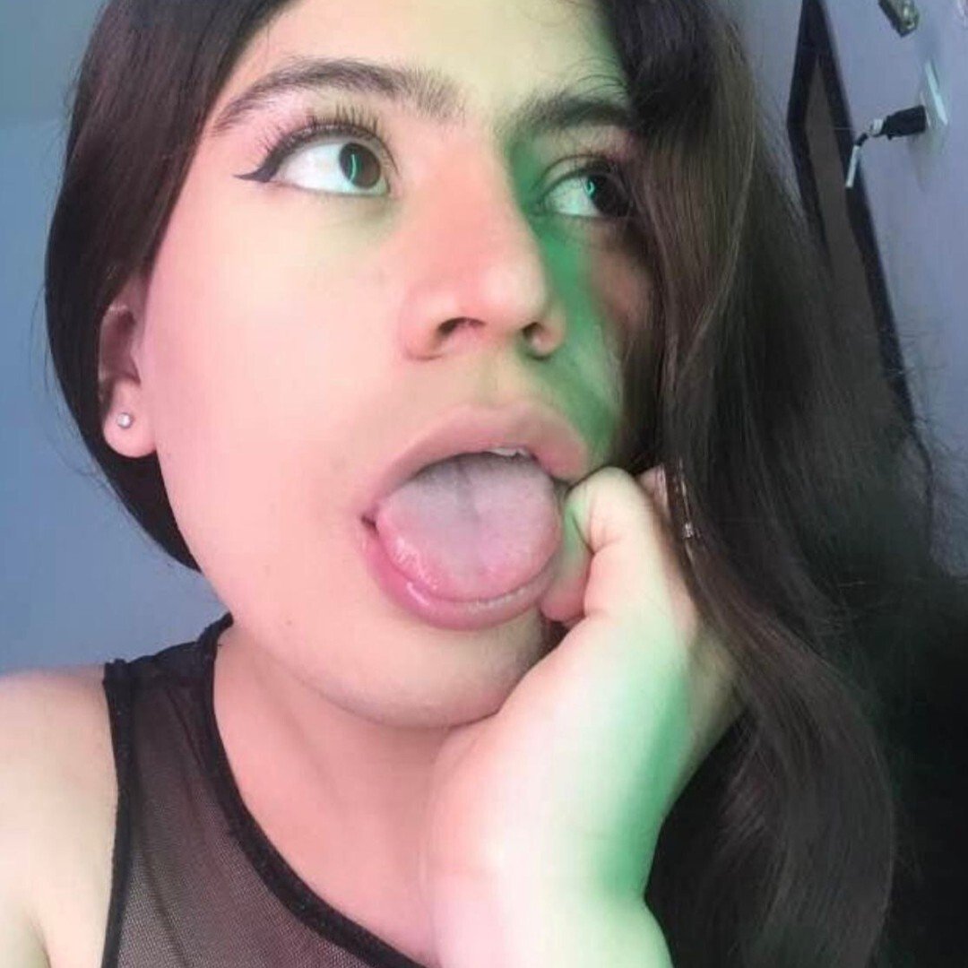 sweetfemb19