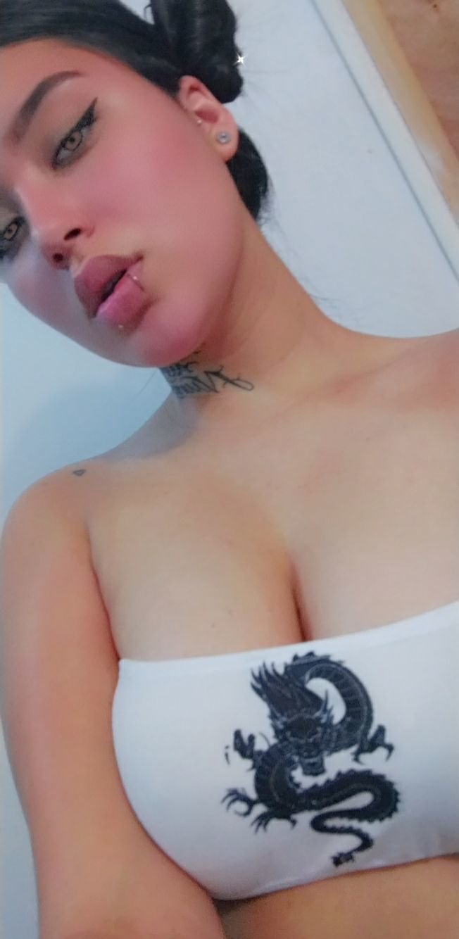 valentinamoore