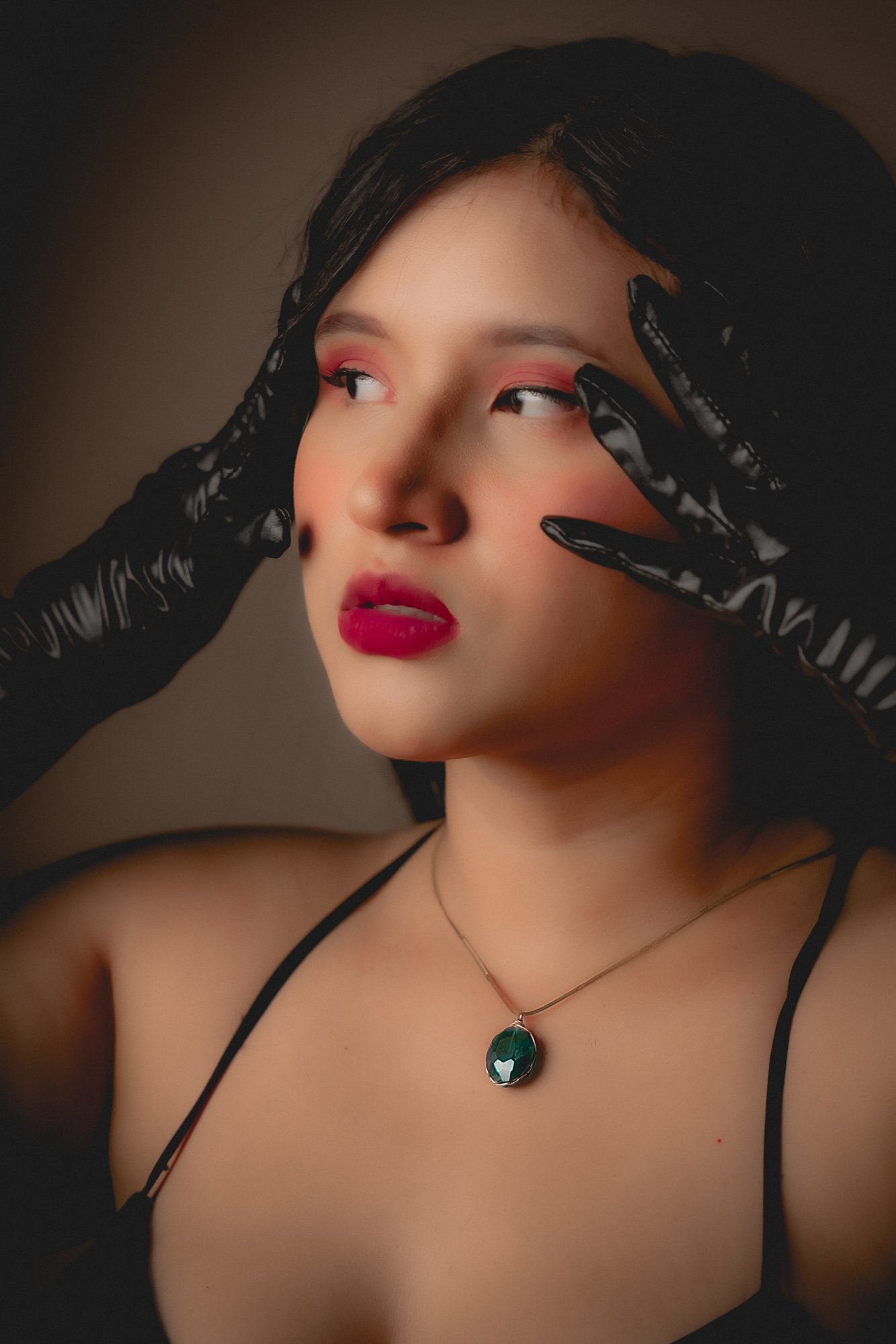 valerie_col