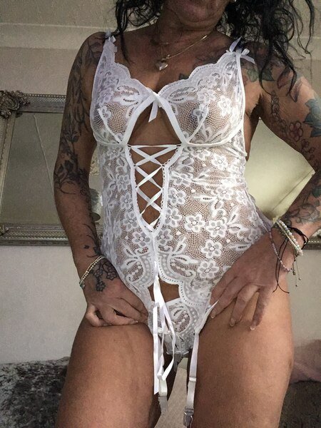 xBustyBrandy